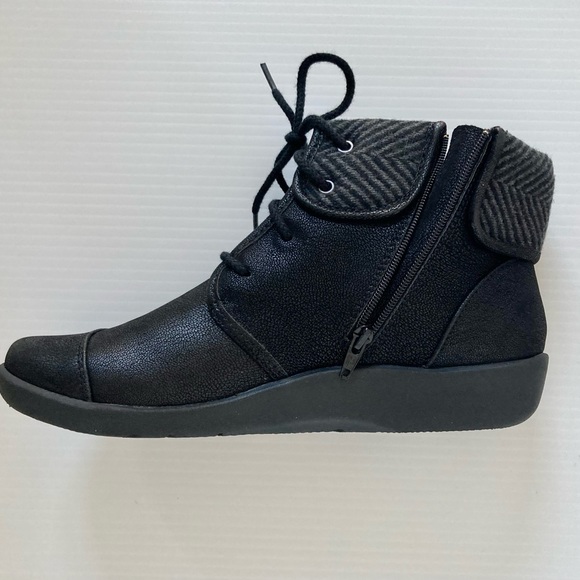 Clarks Cloudstepper shoes - Picture 6 of 7